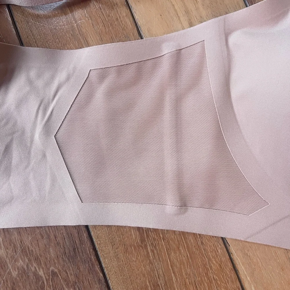 Honeylove Crossover Seamless Everyday Wireless Bra– XL – Nude
